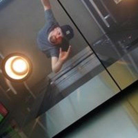 Profile Picture of Scott Mccallum (@ibaone1) on Poshmark