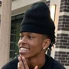 Profile Picture of   KENZ (@makenziekaye) TikTok... (@makenziekaye) on Tiktok