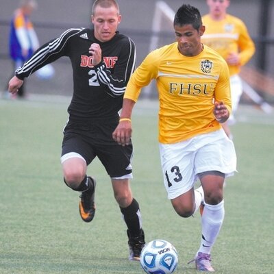 Profile Picture of Thomas Mares (@Tmares1313) on Twitter