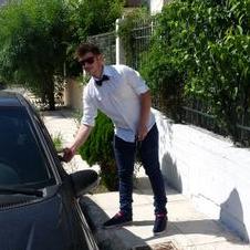 Profile Picture of George Mallis (@gmall92) on Twitter