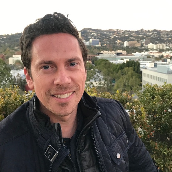 Profile Picture of John Veltri (@j_veltri) on Poshmark