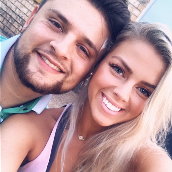 Profile Picture of Brianne Daniel (@briannedaniel) on Poshmark