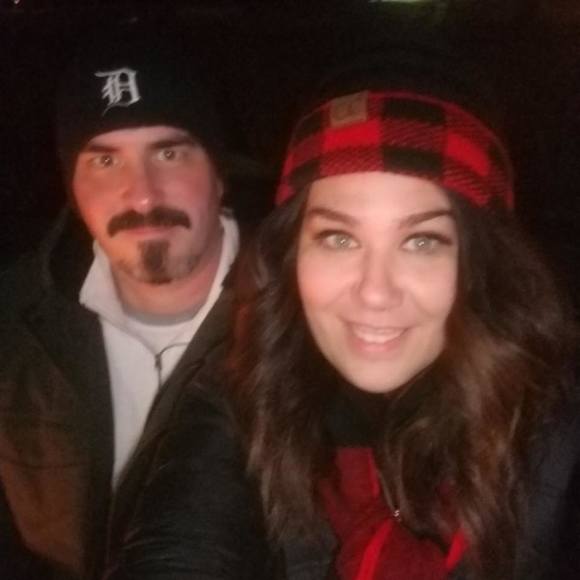 Profile Picture of Jen Sciberras (@scibs529) on Poshmark