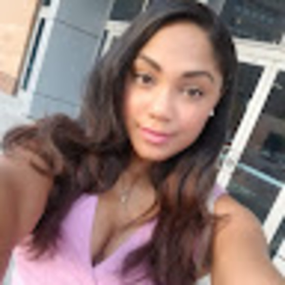 Profile Picture of Ariel Cavazos (@ladya_1908) on Poshmark