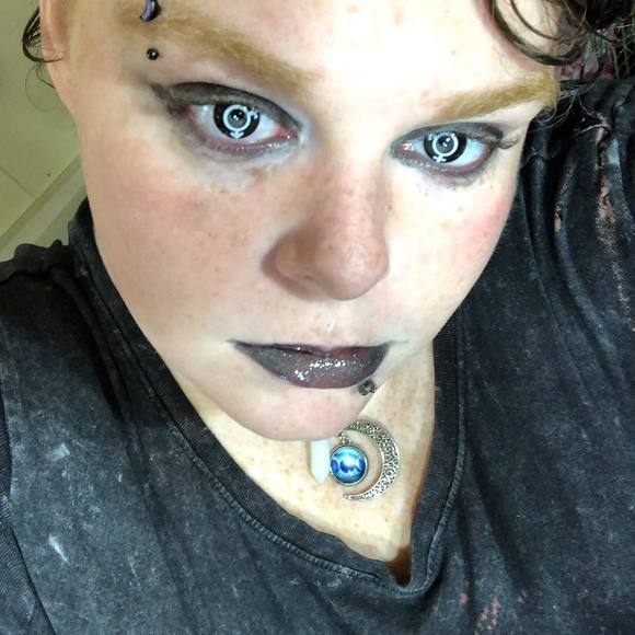 Profile Picture of Chauncelette Schilson (@chauncelette) on Poshmark