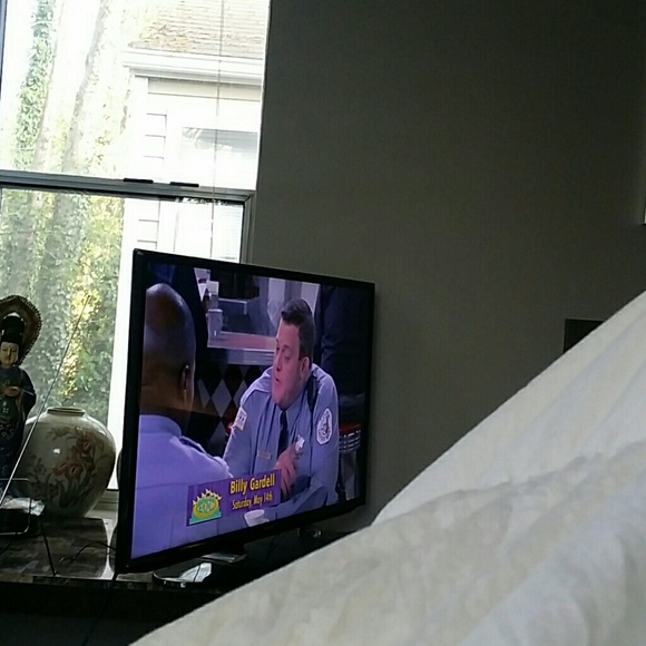 Profile Picture of Jian Li (@owenzi) on Poshmark