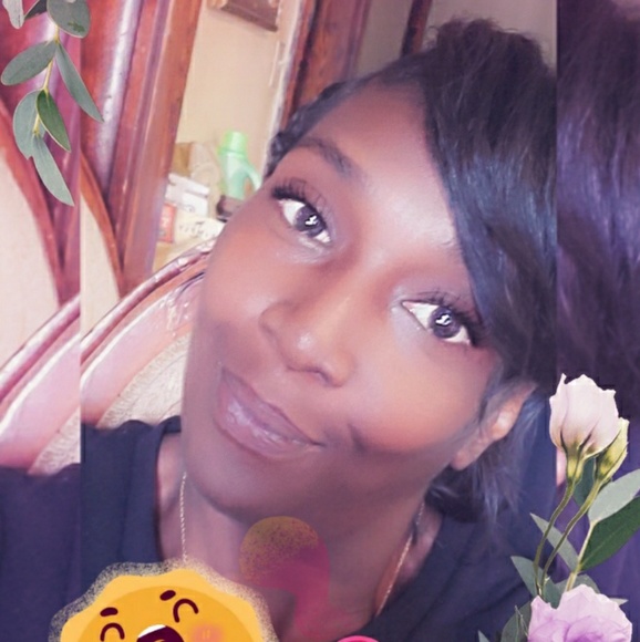 Profile Picture of Shawnda Chaney (@shawnda1974) on Poshmark