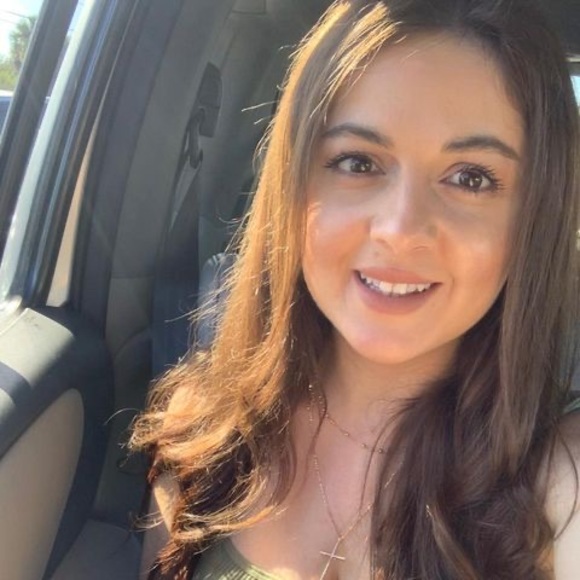 Profile Picture of Ezis Imad moussan (@isismoussan1) on Poshmark