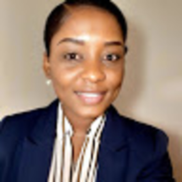 Profile Picture of Kara Gay-simon (@kgaysimon) on Poshmark