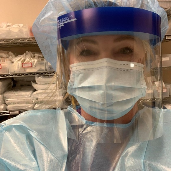 Brenda Hoyer - Poshmark Profile Picture of Brenda Hoyer (@sdlhmom) on Poshmark