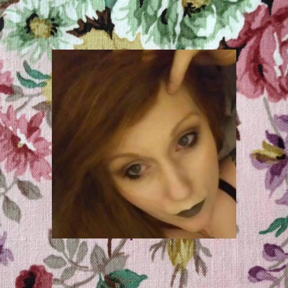 Profile Picture of Misty Laymance (@mistylaymance) on Poshmark