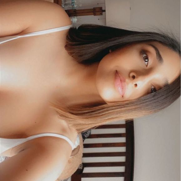 Profile Picture of Daisy Lazcano (@d_lazcano) on Poshmark