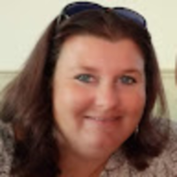 Profile Picture of Candy Lynn (@candylynn455) on Poshmark