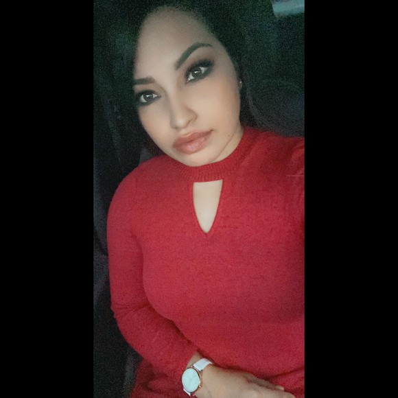 Profile Picture of Jacobi Martin (@who_datgurl21) on Poshmark