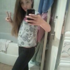 Profile Picture of Vicky Mackenzie (@vickymackenzie3) on Twitter