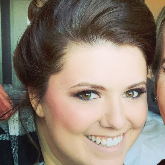 Profile Picture of Megan Percy (@megpercy) on Poshmark