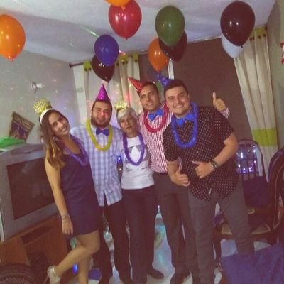 Profile Picture of Miriam Cobos (@mcobos11) on Twitter