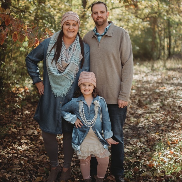 Profile Picture of Erin Manser (@manser2013) on Poshmark