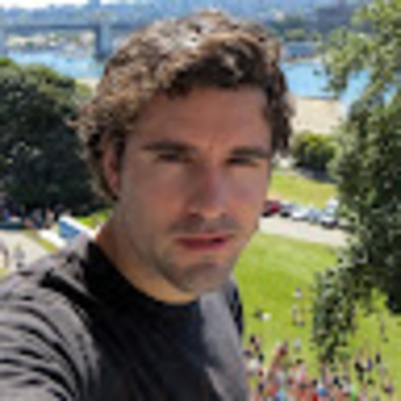 Profile Picture of Daniel Grace (@danielgrace609) on Poshmark