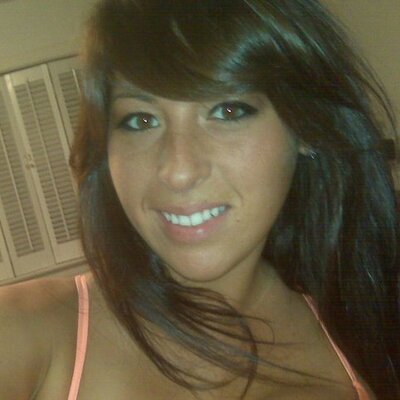 Profile Picture of Jamie Schneider (@BeadsForLuck) on Twitter