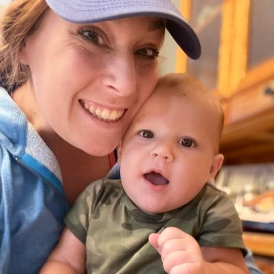 Profile Picture of Julianna Roach (@Juliannaroach5) on Twitter