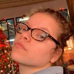 Profile Picture of Emily (@emily.plotkin) on Instagram