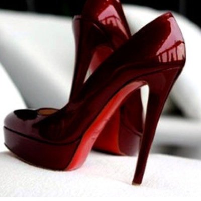 Profile Picture of Tricia Moore (@ShoesMoore) on Twitter