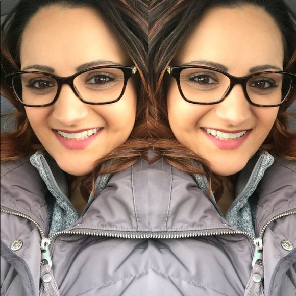 Profile Picture of Natalee Rolince pender (@nrpender) on Poshmark