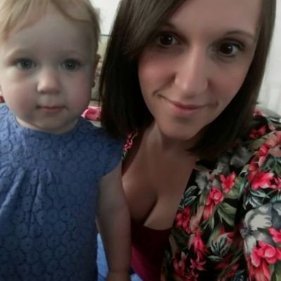 Profile Picture of Michelle Pearson (@shelzymac) on Twitter