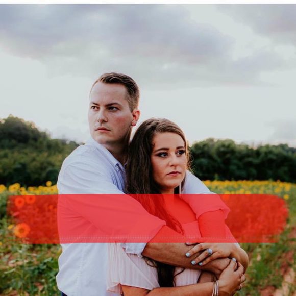 Profile Picture of Arielle Tesner (@arielletesner) on Poshmark