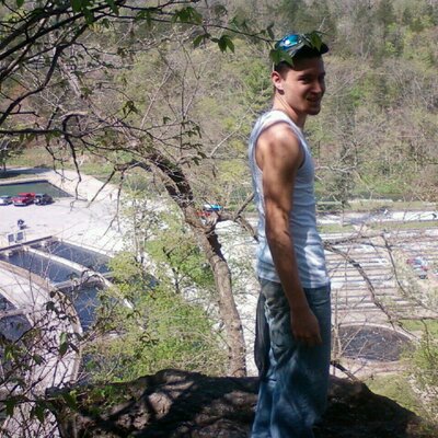 Profile Picture of Zack Beck (@zackbeck32) on Twitter