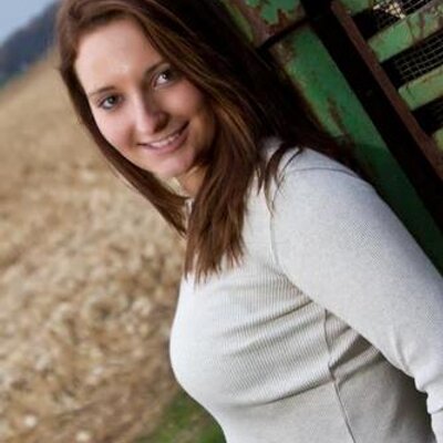 Profile Picture of BetsyRose Johannsen (@BetsyRoseJ) on Twitter