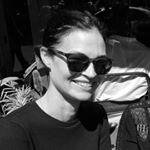 Profile Picture of Danielle Renfrew Behrens (@idaiwijol) on Instagram