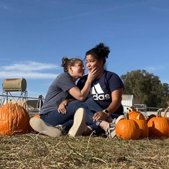 Profile Picture of Briana Pintor (@bpintor34) on Poshmark