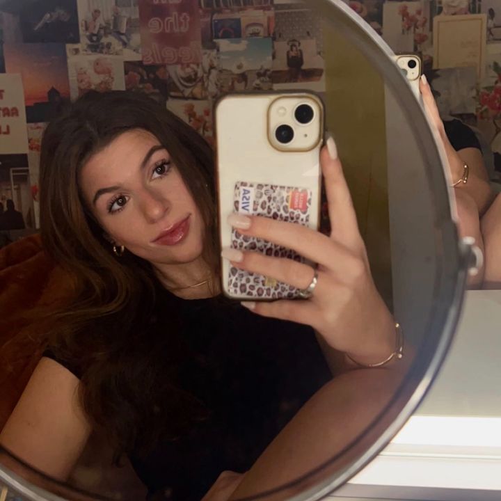 Profile Picture of Talia (@taliataliataliatalia) on Tiktok