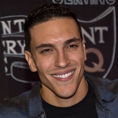Profile Picture of Mark Gonzo (@mark_thegonz) on Twitter