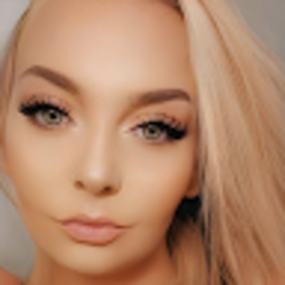 Profile Picture of Crystal Fahrer (@cmfc1010) on Poshmark