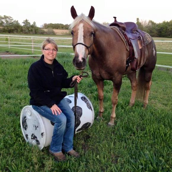 Profile Picture of Jody Molesworth (@jodymolesworth) on Poshmark