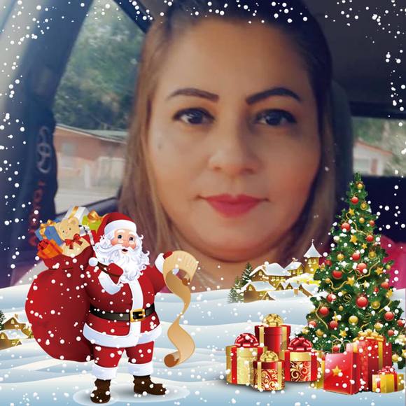 Profile Picture of Marixsa De la rosa (@marixsad) on Poshmark