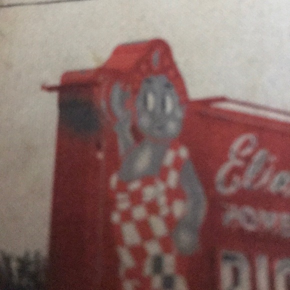 Profile Picture of Henry Hollingsworth (@hjhollingsworth) on Poshmark