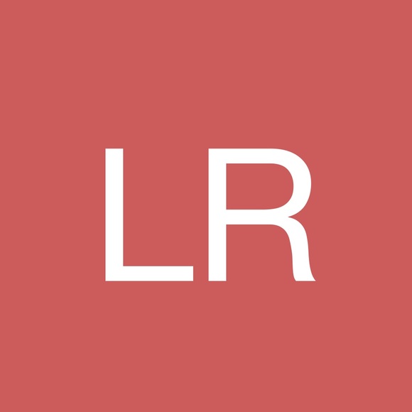 Profile Picture of Loretta Reid (@loretta_reid) on Poshmark