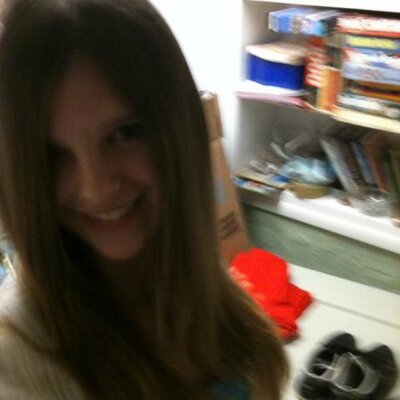 Profile Picture of Destinee Statts (@YoGirlDes) on Twitter