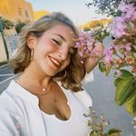 Profile Picture of שָׁרוֹן מוּרֶשֶׁת וכו'. (@sharon.moreshet) on Instagram