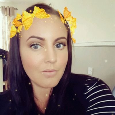 Profile Picture of Claire Robson (@clairerobsonx09) on Twitter