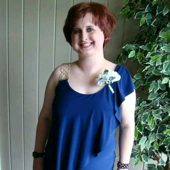 Profile Picture of Jen Lutterbie (@jlutt27) on Poshmark