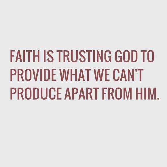 Profile Picture of Lauren Taliento (@laurentaliento) on Poshmark