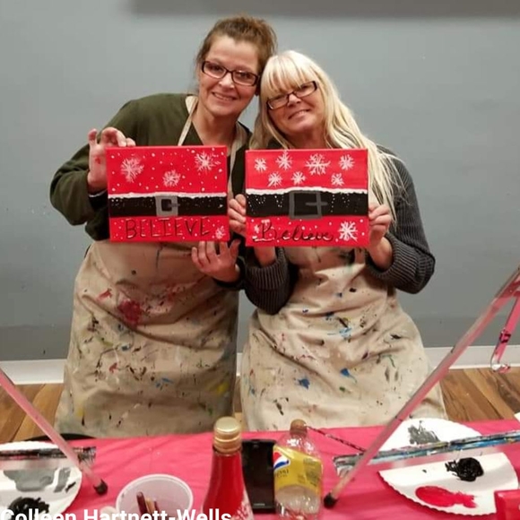 Colleen Hartnett-wells - Poshmark Profile Picture of Colleen Hartnett-wells (@cwells9863) on Poshmark