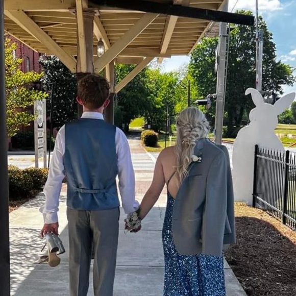 Mason Cheatwood - Poshmark Profile Picture of Mason Cheatwood (@mason_cheatwood) on Poshmark