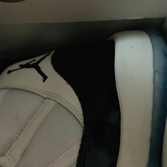 Profile Picture of Lisa Zapata (@lisamz4606) on Poshmark