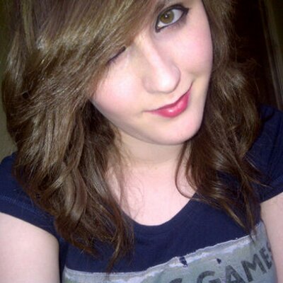 Profile Picture of Becky Mountain (@x_beccy_x) on Twitter
